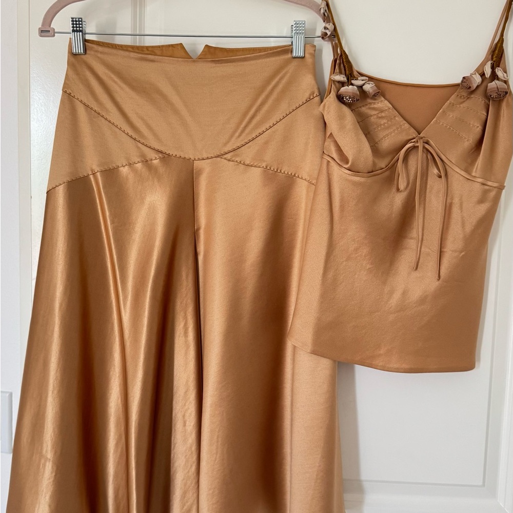 Moschino silk gold/copper top and skirt set